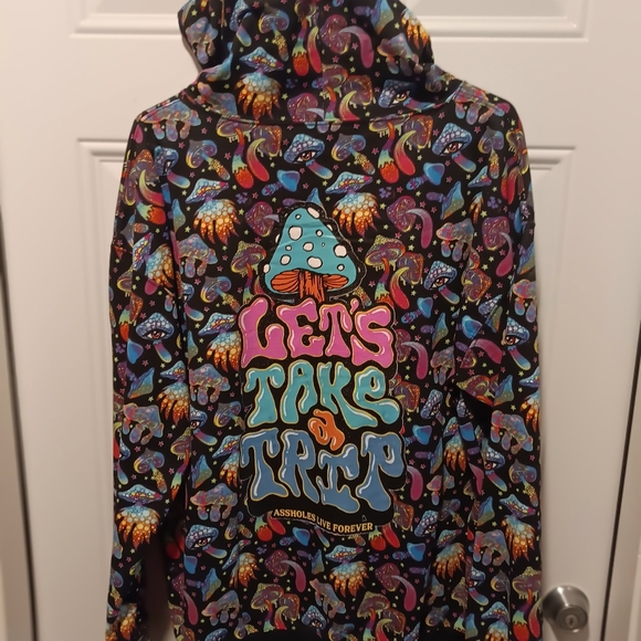 NWT A**HOLES LIVE FOREVER PULLOVER HOODIE - Picture 3 of 4
